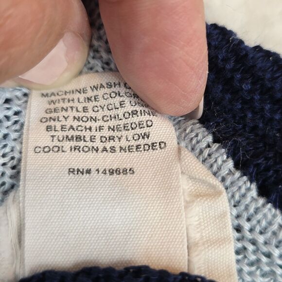 Teaberry Blue,Gray And White Chevron Cardigan Sweater Size Large - Picture 8 of 13